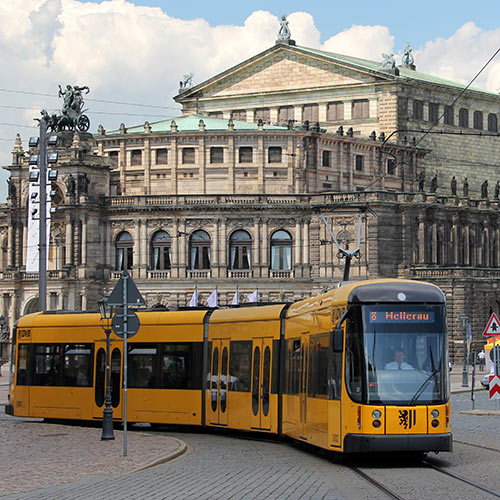 Semperoper tram DVB Dresde